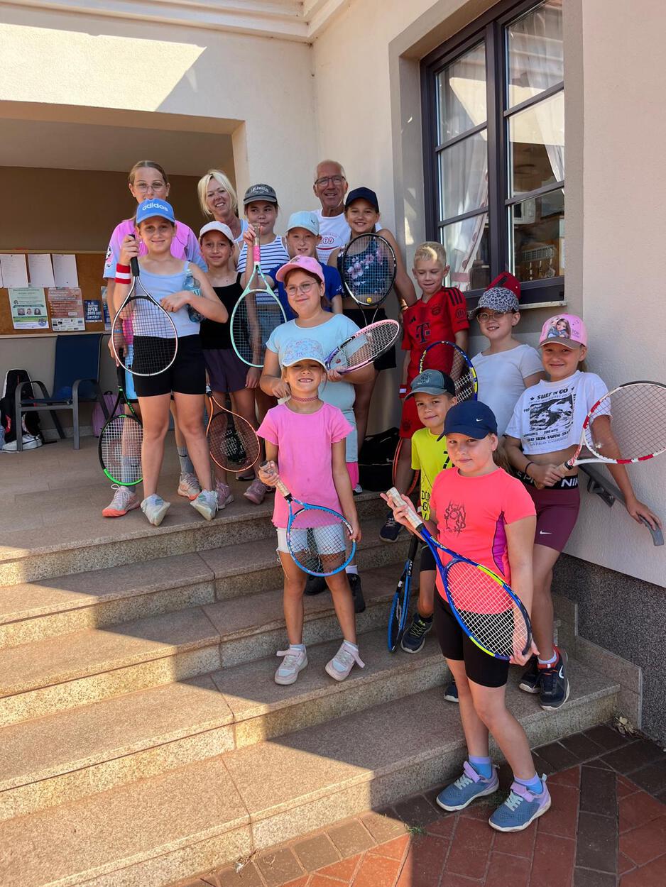3. Kinder-TennisCamp